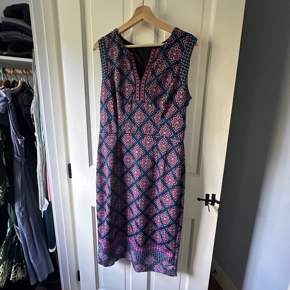 NWT Maggy London Tatum Scuba Dress, Size 10
